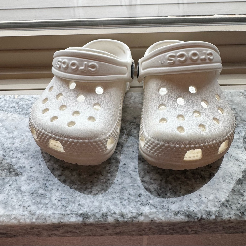 CROCS for baby in size 2/3